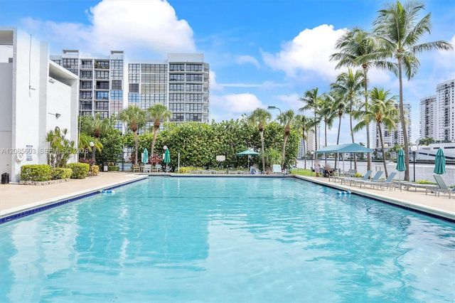 1000 Parkview Drive 220, Hallandale Beach, FL 33009