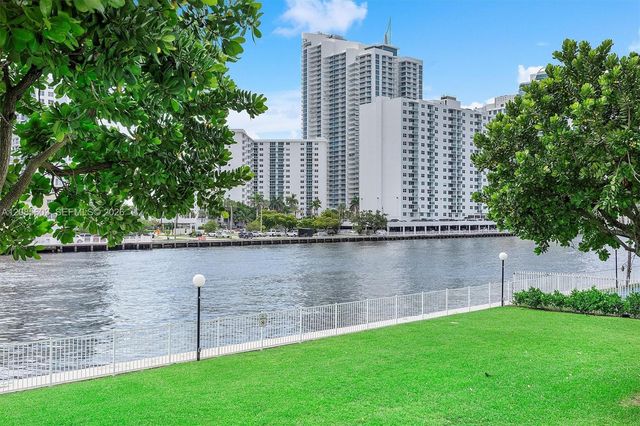 1000 Parkview Drive 220, Hallandale Beach, FL 33009