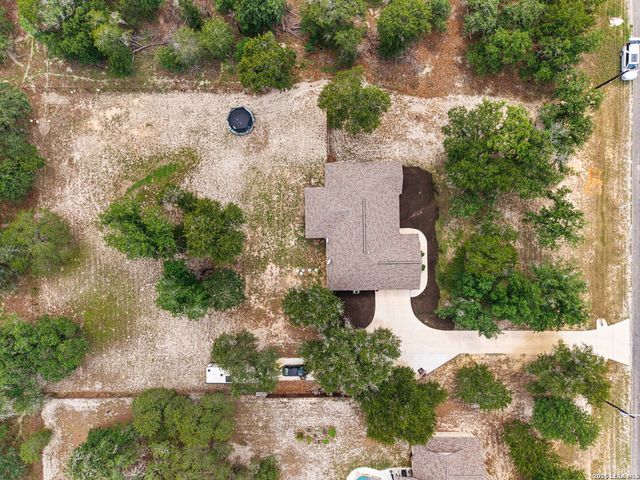197 CIBOLO RIDGE DR, La Vernia, TX 78121