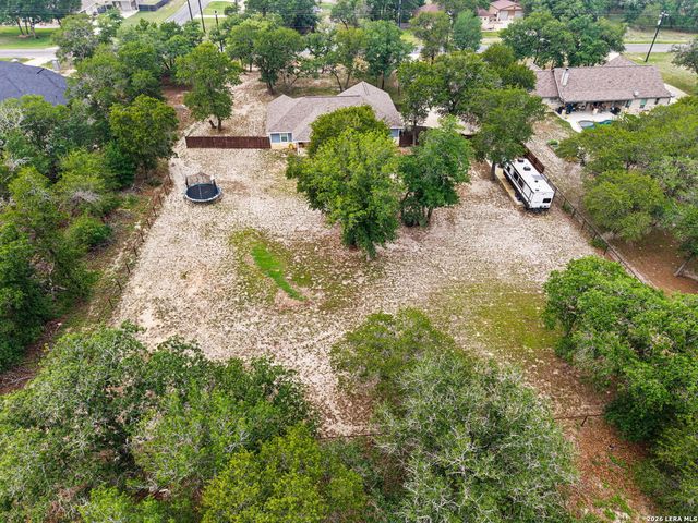 197 CIBOLO RIDGE DR, La Vernia, TX 78121