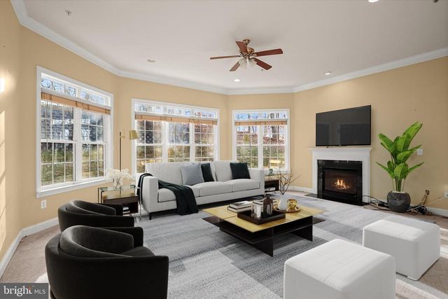 8220 WATERSIDE CT, Fort Washington, MD 20744