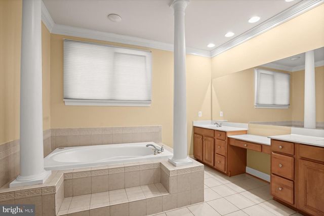 8220 WATERSIDE CT, Fort Washington, MD 20744