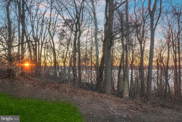 8220 WATERSIDE CT, Fort Washington, MD 20744