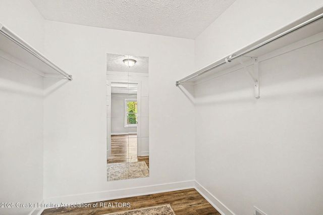 211 Russell Street, Grand Ledge, MI 48837
