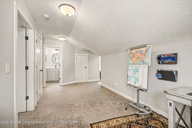 211 Russell Street, Grand Ledge, MI 48837