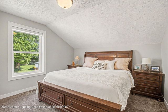 211 Russell Street, Grand Ledge, MI 48837