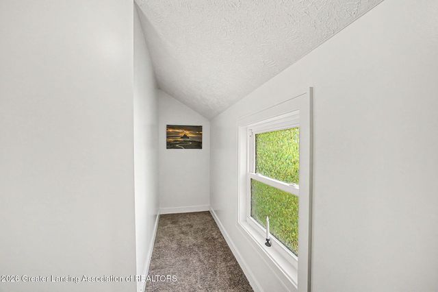 211 Russell Street, Grand Ledge, MI 48837