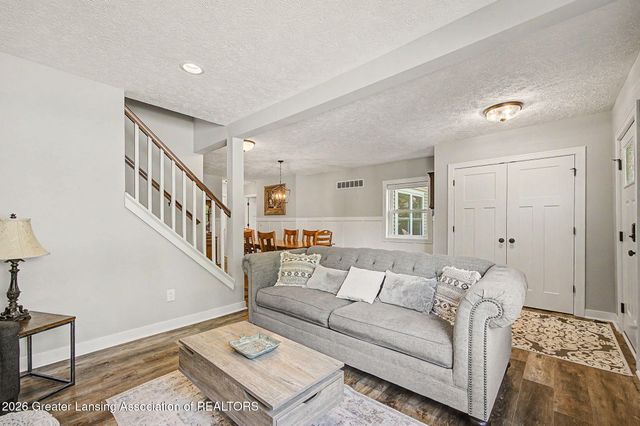 211 Russell Street, Grand Ledge, MI 48837
