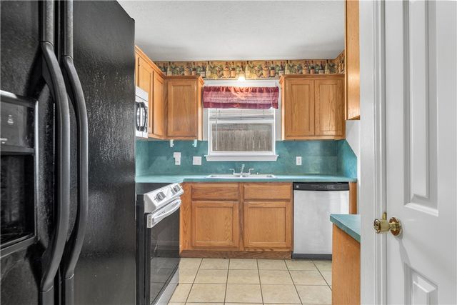 826 Azalea Court, College Station, TX 77840