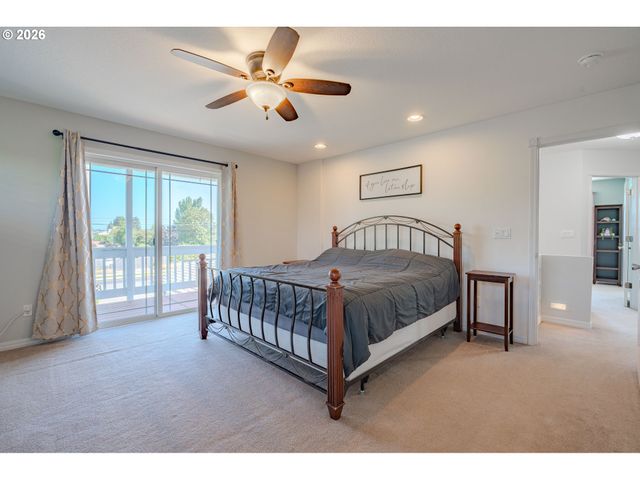 2902 Nw 18TH Ave, Camas, WA 98607
