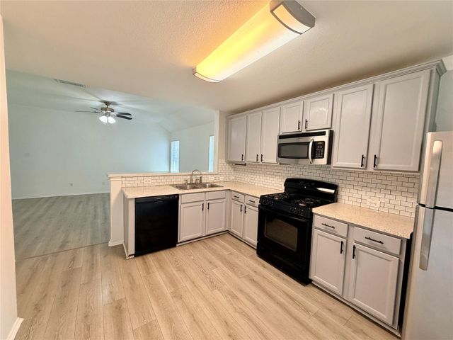 1148 Shadow Creek BLVD, Buda, TX 78610