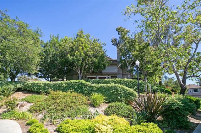 24392 Kingston Court, Laguna Hills, CA 92653