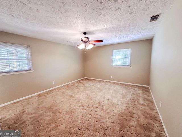 564 W Oglethorpe Avenue, Lyons, GA 30436