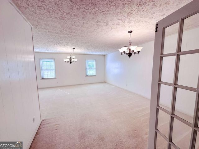 564 W Oglethorpe Avenue, Lyons, GA 30436