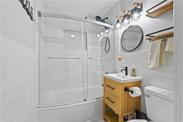 1621 5th Avenue, Vero Beach, FL 32960