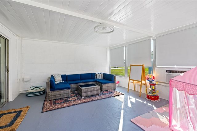 1621 5th Avenue, Vero Beach, FL 32960