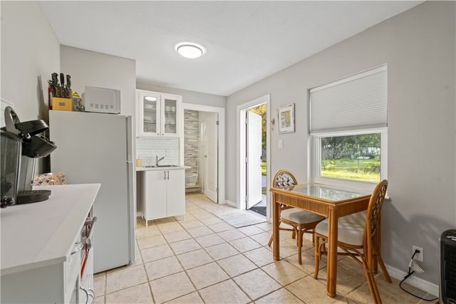 1621 5th Avenue, Vero Beach, FL 32960