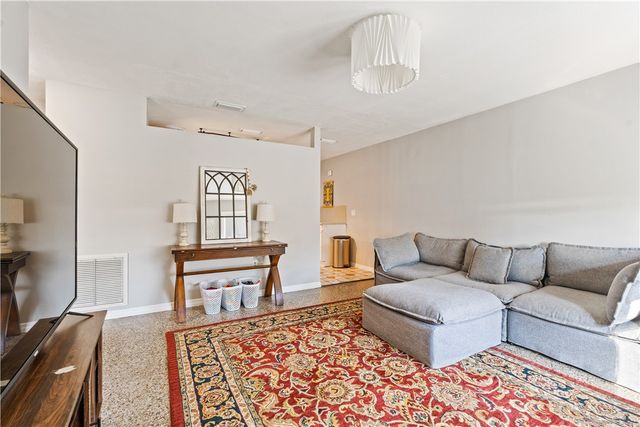 1621 5th Avenue, Vero Beach, FL 32960