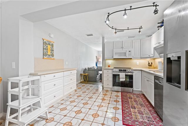 1621 5th Avenue, Vero Beach, FL 32960