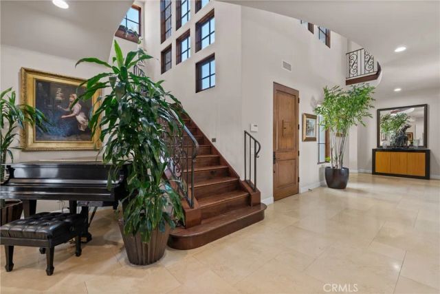 1377 Versante Circle, Corona, CA 92881