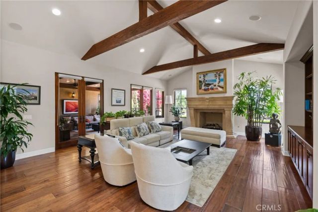 1377 Versante Circle, Corona, CA 92881