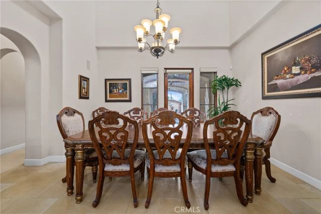 1377 Versante Circle, Corona, CA 92881