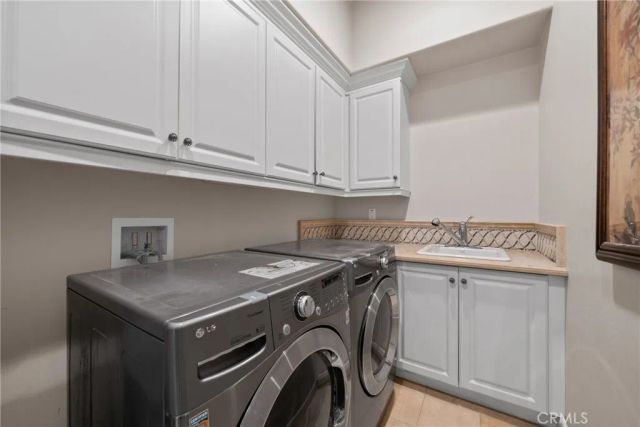 1377 Versante Circle, Corona, CA 92881