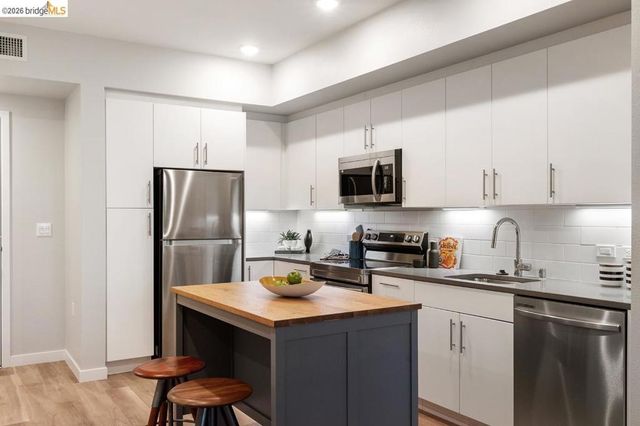 260 Brooklyn Basin Way 538, Oakland, CA 94606