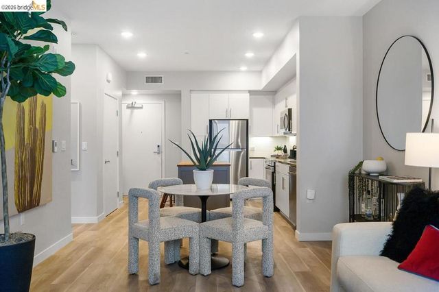 260 Brooklyn Basin Way 538, Oakland, CA 94606