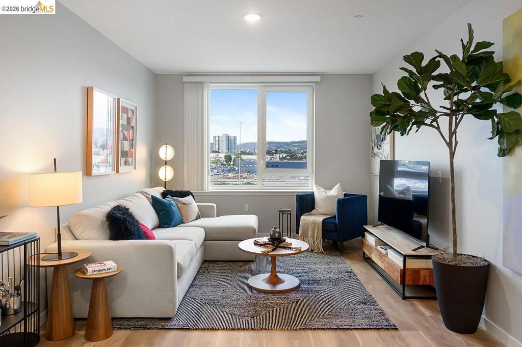 260 Brooklyn Basin Way 538, Oakland, CA 94606