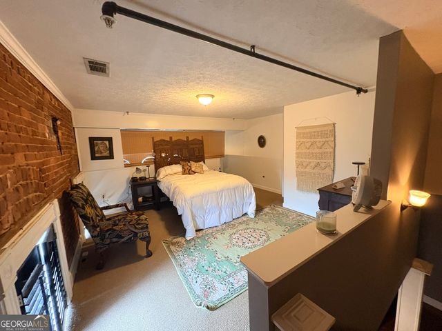 102 N Hill Street 304, Griffin, GA 30223
