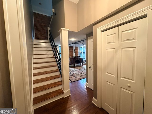102 N Hill Street 304, Griffin, GA 30223