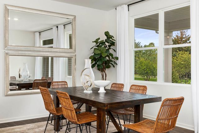 2270 Redwood Trail, Wonder Lake, IL 60097