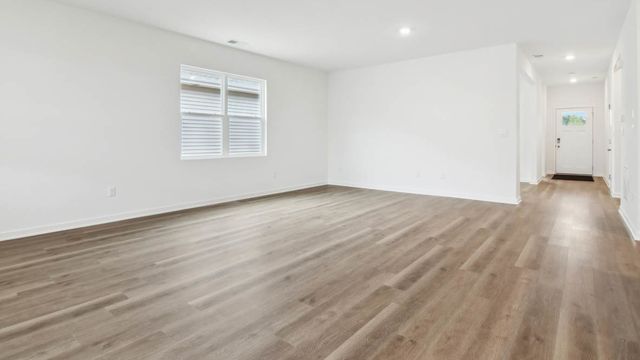 2270 Redwood Trail, Wonder Lake, IL 60097