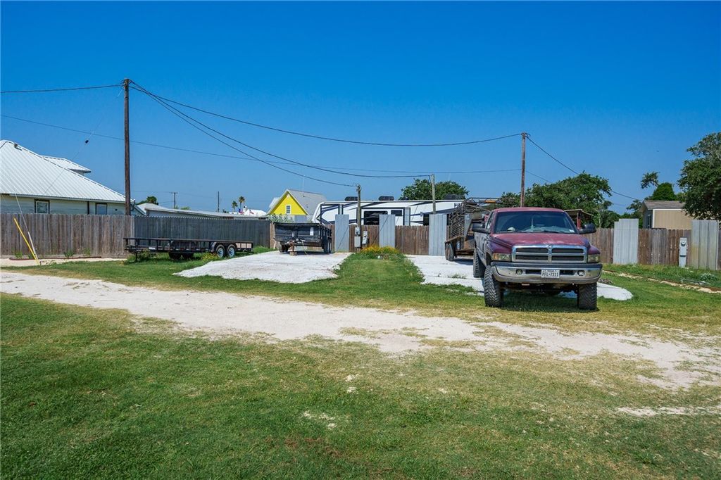 710 E First, Rockport, TX 78382 — photo 5