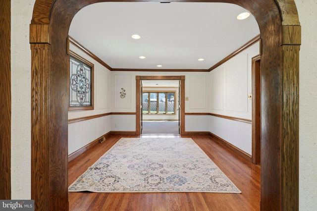 746 WRIGHT DR, Ambler, PA 19002