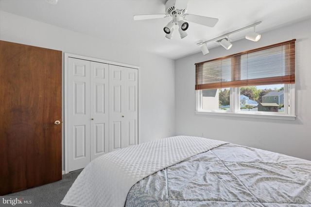 746 WRIGHT DR, Ambler, PA 19002