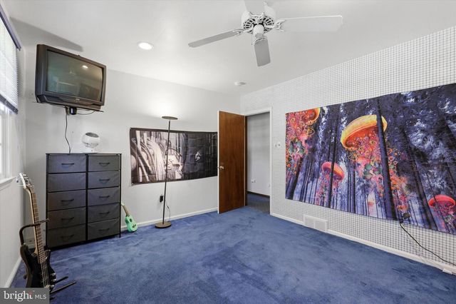 746 WRIGHT DR, Ambler, PA 19002