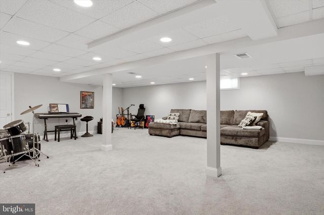 746 WRIGHT DR, Ambler, PA 19002