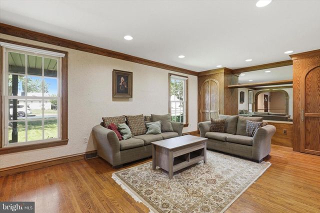 746 WRIGHT DR, Ambler, PA 19002