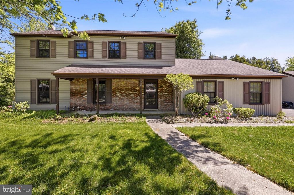 746 WRIGHT DR, Ambler, PA 19002