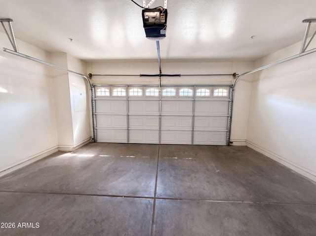 21655 N 36TH Avenue 103, Glendale, AZ 85308