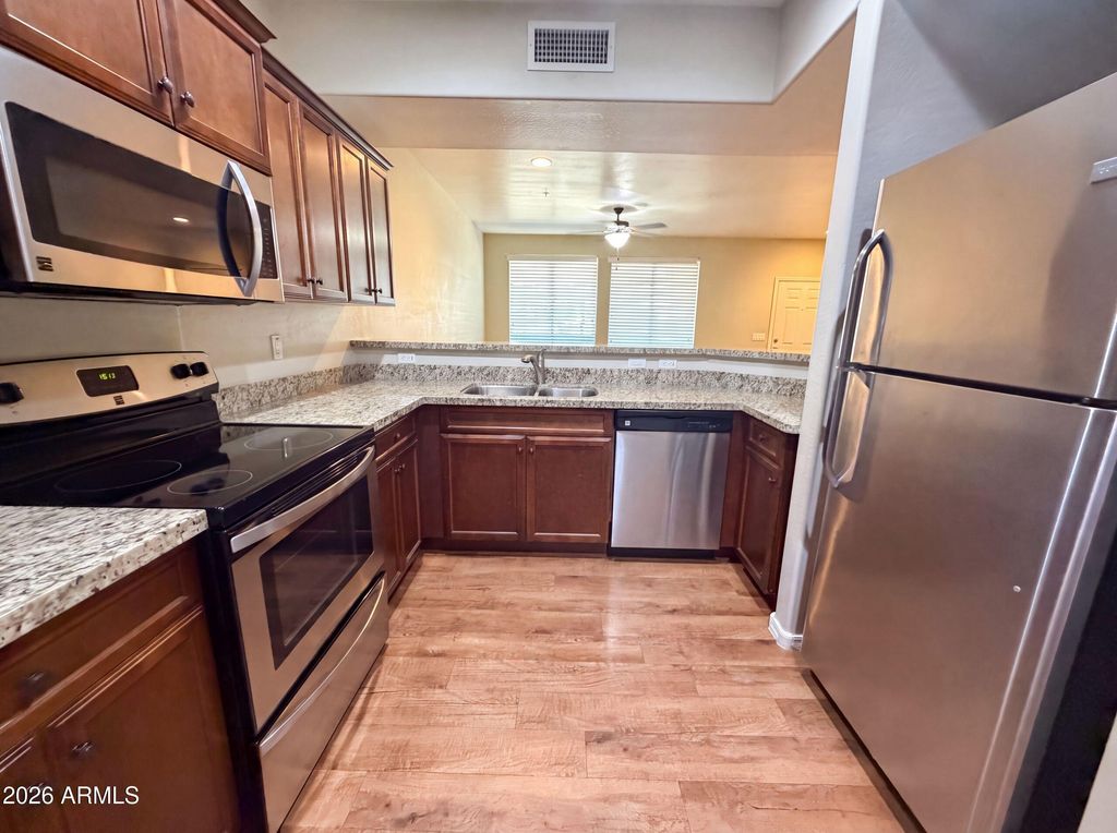 21655 N 36TH Avenue 103, Glendale, AZ 85308 — photo 2