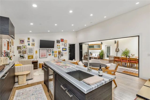 11645 Woodbridge Street, Studio City, CA 91604