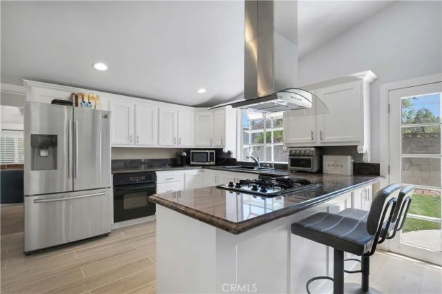 5505 Keokuk Avenue, Woodland Hills, CA 91367