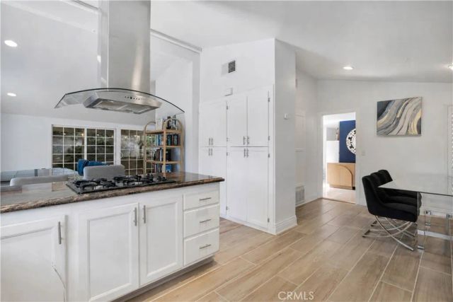 5505 Keokuk Avenue, Woodland Hills, CA 91367