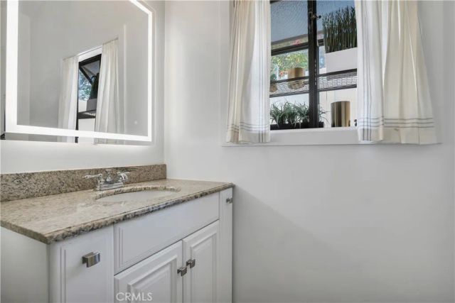 5505 Keokuk Avenue, Woodland Hills, CA 91367