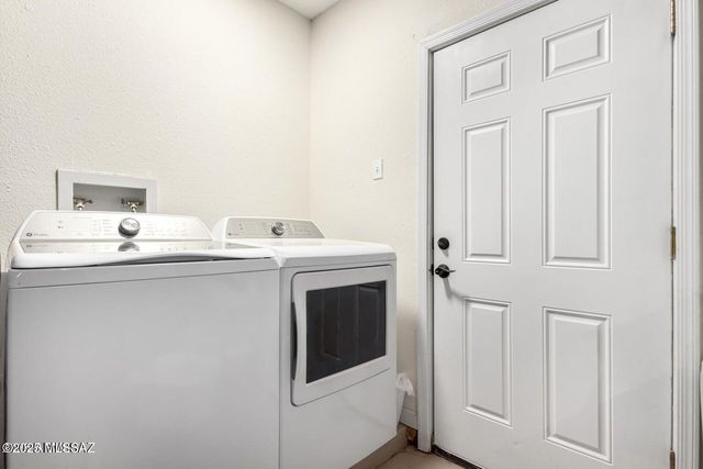 1018 E Geneva Street, Pearce, AZ 85625