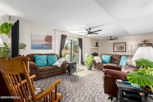 1018 E Geneva Street, Pearce, AZ 85625