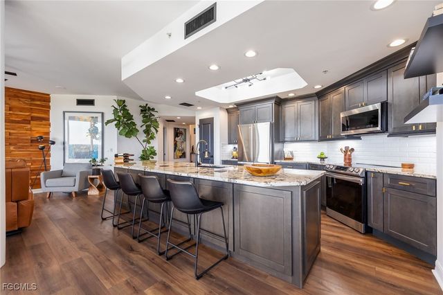 3414 Hancock Bridge PKWY 501, North Fort Myers, FL 33903